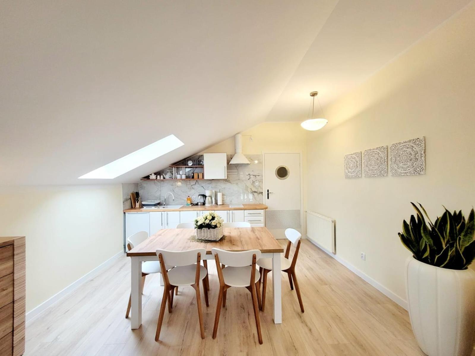 Apartament "Cudowna Wyspa" ชวีโนวิชแจ ภายนอก รูปภาพ
