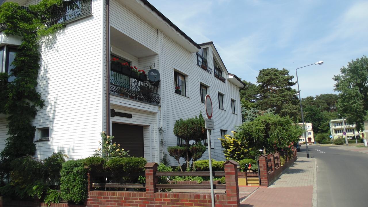 Apartament "Cudowna Wyspa" ชวีโนวิชแจ ภายนอก รูปภาพ